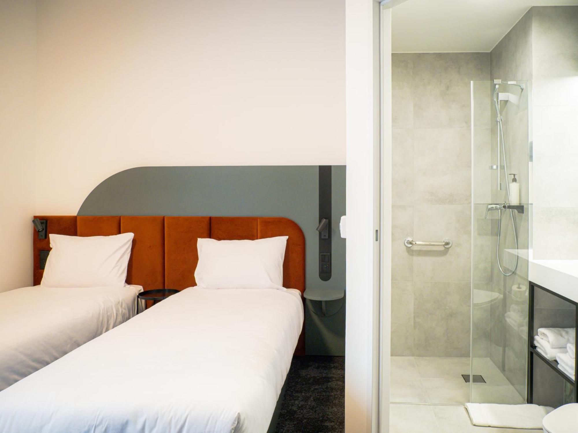 B&B Hotel Leszno Лешно Екстер'єр фото