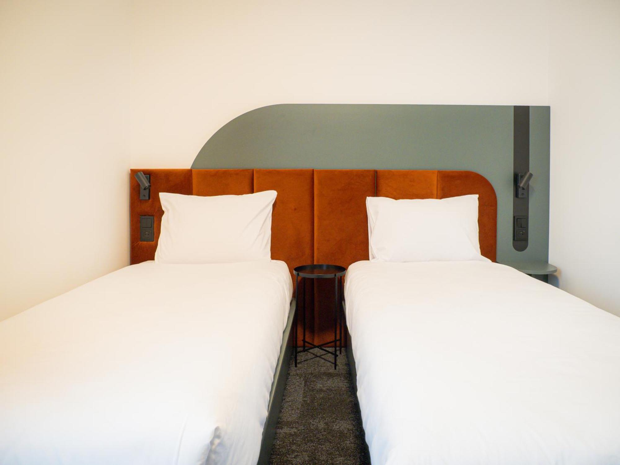 B&B Hotel Leszno Лешно Екстер'єр фото